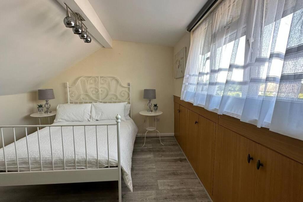 Palaz 7 - 5 Bedroom House Holiday home *